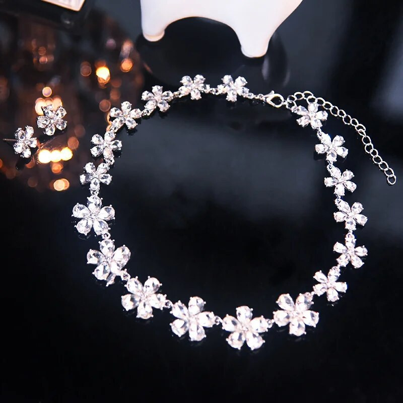 FYUAN Korea stiilis lillega kristallist kaelakee kõrvarõngad naistele naistele pulmade pruudi ehtekomplektid aksessuaarid