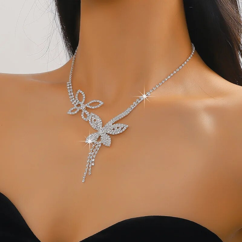 FYUAN Õõnesliblikas Rhinestone kaelakee Kõrvarõngad Naistele Pikad tutikõrvarõngad Pulmapruudi ehtekomplektid Aksessuaarid