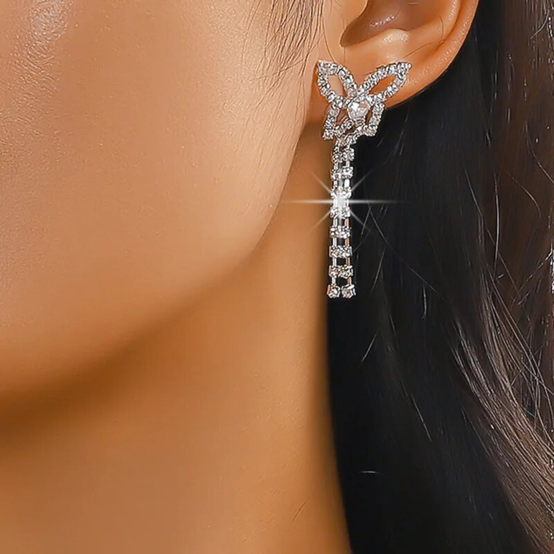 FYUAN Õõnesliblikas Rhinestone kaelakee Kõrvarõngad Naistele Pikad tutikõrvarõngad Pulmapruudi ehtekomplektid Aksessuaarid