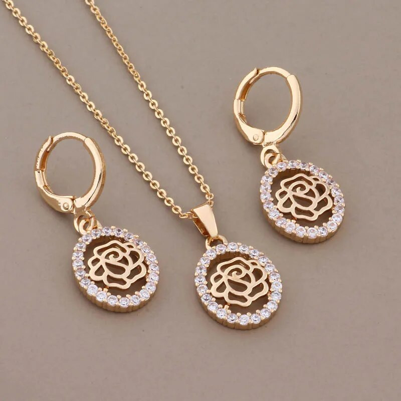 Nauja tendencija aukso spalvos vintažinių gėlių nuleidžiamų auskarų rinkiniai moterims Natūralaus cirkonio aksesuarai kasdieniai papuošalų rinkiniai mergaičių dovana