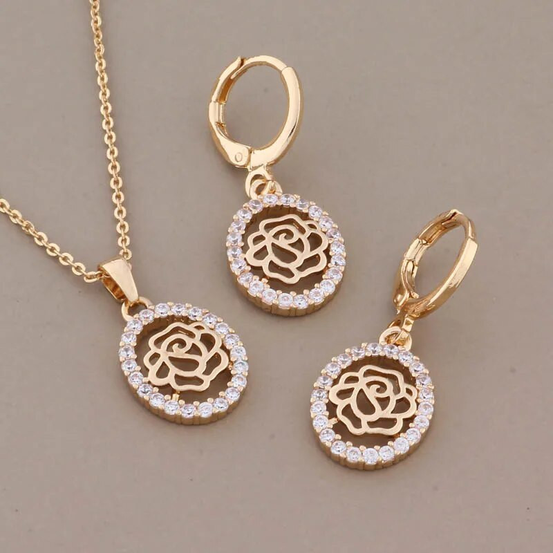 Nauja tendencija aukso spalvos vintažinių gėlių nuleidžiamų auskarų rinkiniai moterims Natūralaus cirkonio aksesuarai kasdieniai papuošalų rinkiniai mergaičių dovana