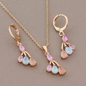 Nauja tendencija Neįprasti auskarų rinkiniai moterims Spalvingi natūralaus cirkonio kasdieniai papuošalai Prabangus Elegantiškas Moterų rinkinys