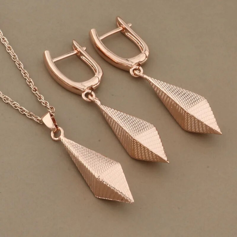 2023 Trend visoke kvalitete 585 Rose Gold Boja Bakreni setovi naušnica za žene Klasični svadbeni vjenčani vintage setovi nakita