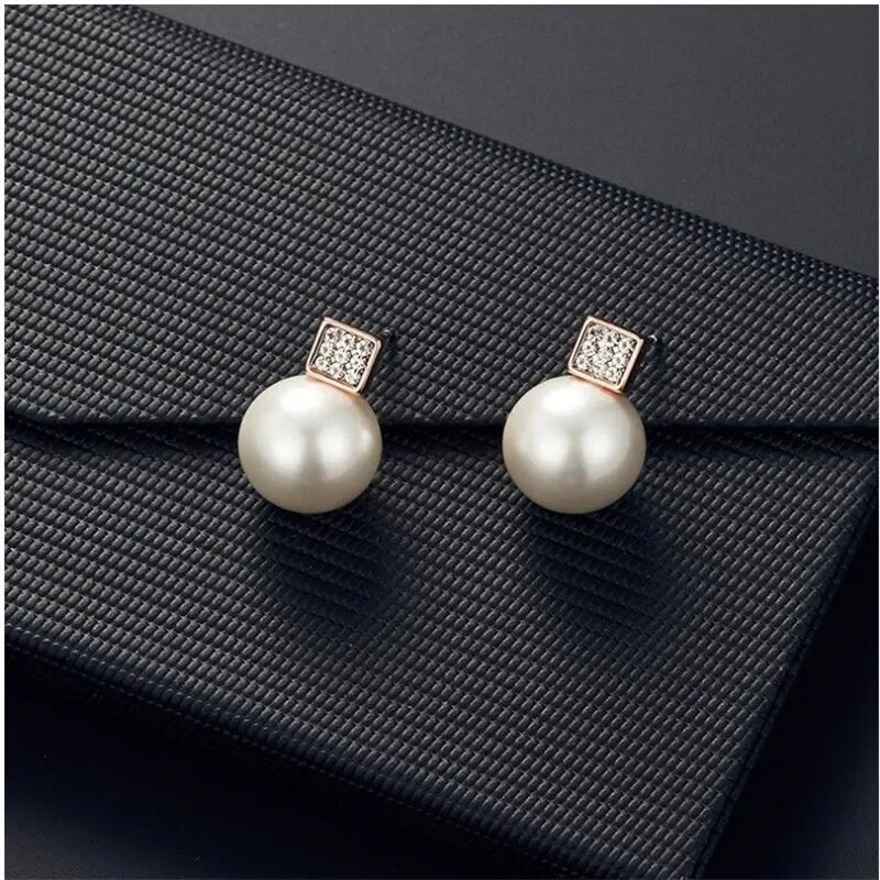 Mood Naised Elegantne Imiteeritud pärlikee Kõrvarõngad Rhinestones Geomeetria Kaelakeed Pruudi pulmapeo ehete komplekt Kingitused Uus