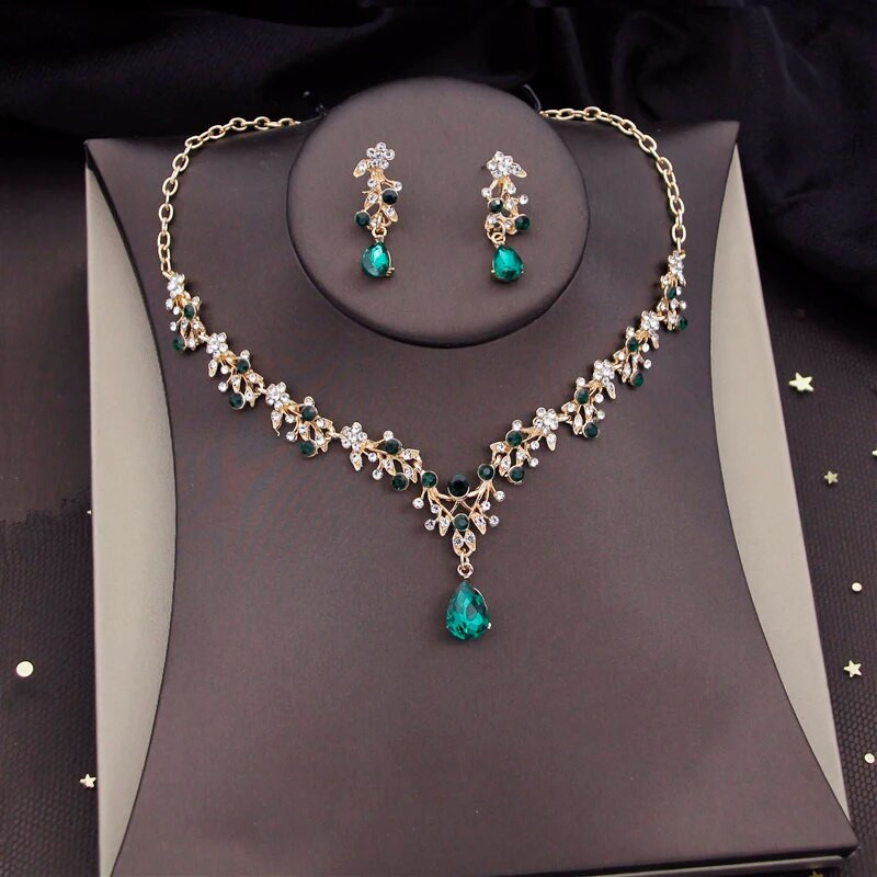 Puošnūs krištolo nuotakos papuošalų rinkiniai moterims Prabangūs Choker karoliai Auskarai Prom Vestuvinė suknelė Nuotakos karolių rinkiniai Mados