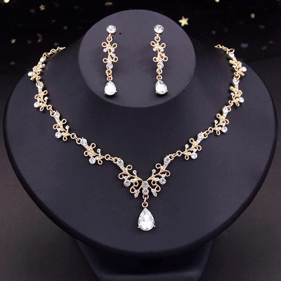 Кристални кристали Висулки Колие Комплекти обеци за жени Модни бижута Сватбени абитуриентски костюми Аксесоари