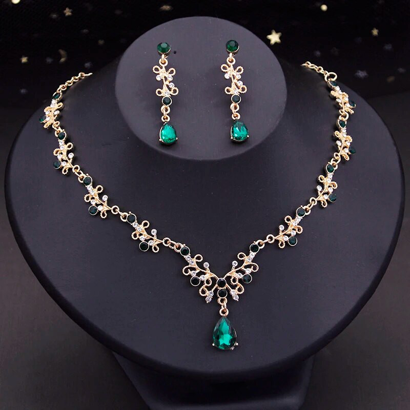 Rhinestone kristallist ripatsid kaelakee kõrvarõngad komplektid naistele moeehted pulmaballi kostüümide aksessuaarid