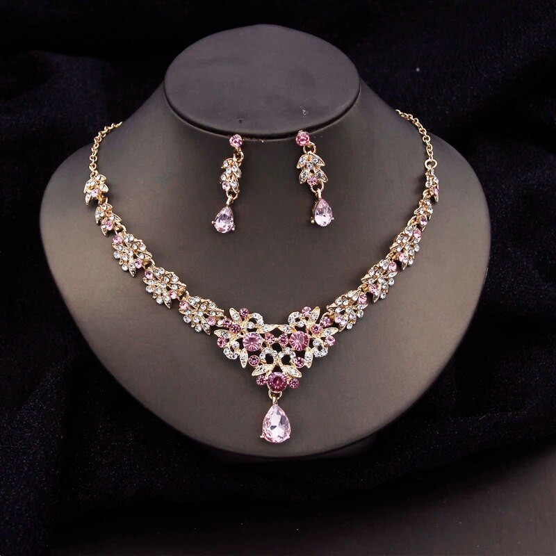 2022. gada jauni kristāla līgavu juvelierizstrādājumu komplekti sievietēm Luksusa kaklarotas kaklarotas auskari izlaiduma kāzu kleitu līgavu kaklarotu komplekti modes