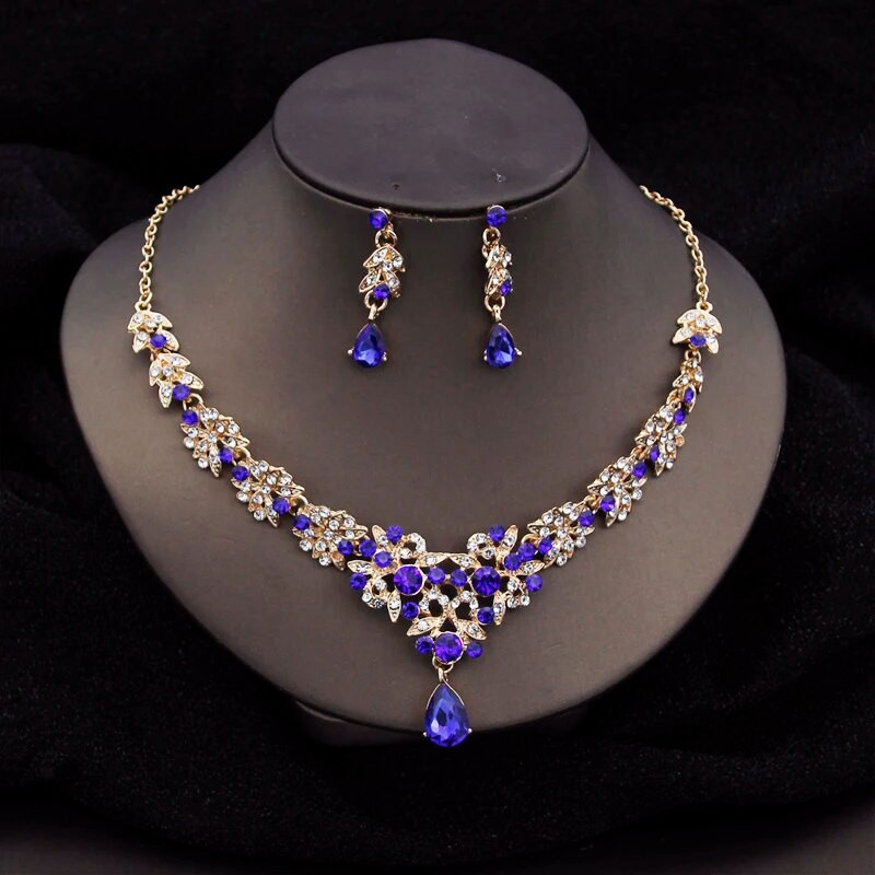 2022. gada jauni kristāla līgavu juvelierizstrādājumu komplekti sievietēm Luksusa kaklarotas kaklarotas auskari izlaiduma kāzu kleitu līgavu kaklarotu komplekti modes