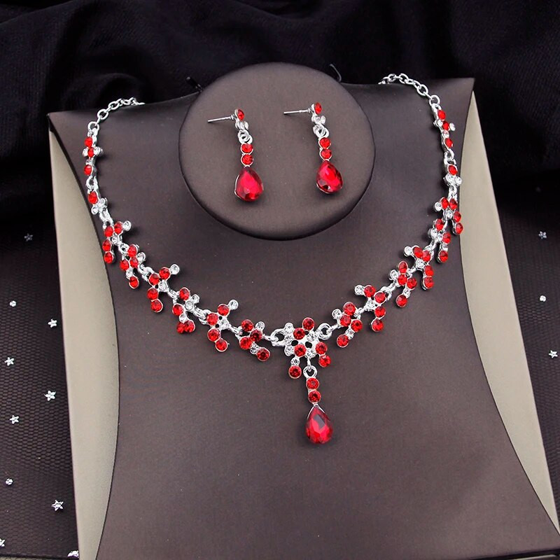 Luksuslikud hõbedavärvi kristallist pruudi ehete komplektid naistele kaelakee kõrvarõngad ballile pulmakleit pruudi kaelakee komplektid mood