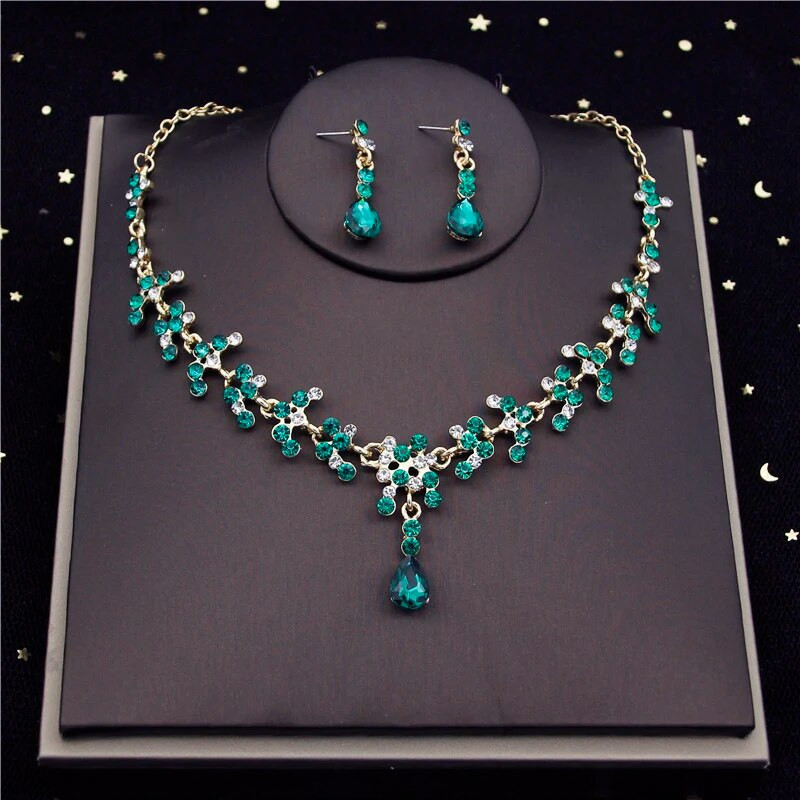 Prabangūs Water Drop Crystal Bride papuošalų rinkiniai moterims Choker karoliai auskarai išleistuvių vestuvinė suknelė nuotakos karolių rinkiniai mada