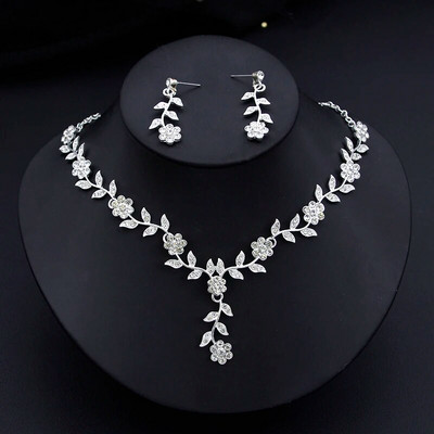 Roosad värvid lilledega ehtekomplektid naistele Luksuslik kaelakee ja rippuvad kõrvarõngad tüdrukutele pulmade pulmakee komplektid mood