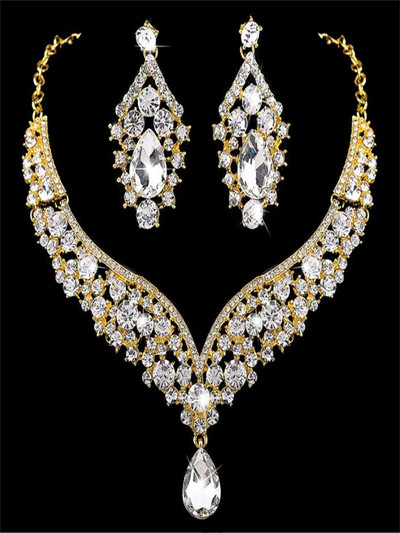 Hõbeplaat Luksuslik kunstkõrvarõngaste kaelakeekomplekt Kvaliteetsest sulamist ehteaksessuaarid naisele