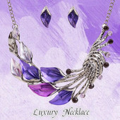 Izsmalcināti grezni gradienta purpursarkani lapas, pāva spalvu kaklarotas auskaru komplekts sievietēm Eleganti Calla Lily līgavas rotaslietas