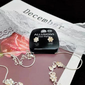 Romantiline võlu, lehestikuga lilledega kaelakee kõrvarõngaste komplekt naistele. Õrn hõbetatud tsirkoonist pulmakee kihlusKingitus