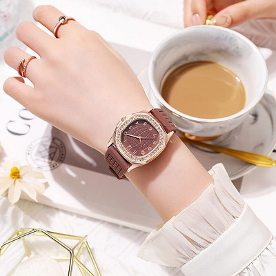 Jaunums Sieviešu kleita Pulkstenis Candy Color Silikona siksniņa Lovely Lady Girls Dāvanas Pulkstenis Ikdienas kvarca rokas pulkstenis Relogio Feminino