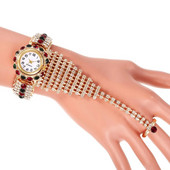 Luksuslikud naiste käevõru kvartskellad naistele Teemantkellad Naiste spordikleit Punase numbrilauaga randmekell Relogio Feminin