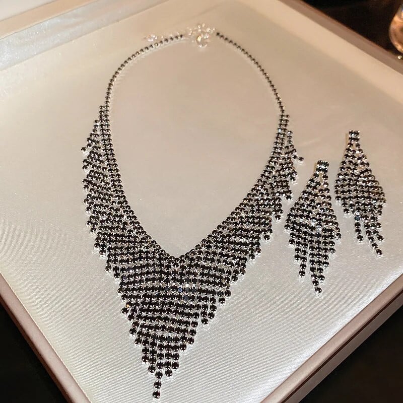 FYUAN Fashion pika tutiga kaelakee kõrvarõngad naistele mustad kividest kõrvarõngad naiste peopulmad ehete komplektid