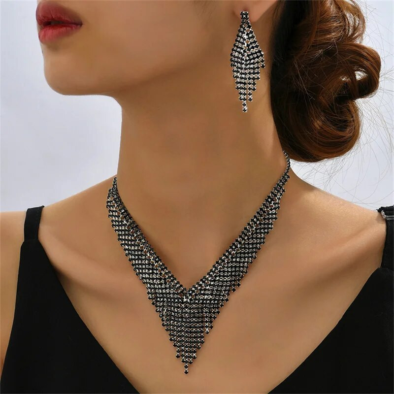 FYUAN Fashion pika tutiga kaelakee kõrvarõngad naistele mustad kividest kõrvarõngad naiste peopulmad ehete komplektid