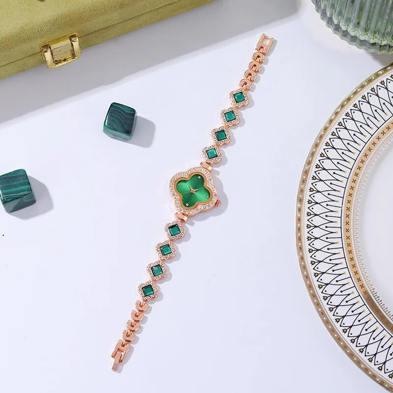 YIKAZE Γυναικείο ρολόι Diamond πράσινο Γυναικείο ρολόι χαλαζία Αδιάβροχο λουλούδι ρετρό ατσάλι βραχιόλι Ρολόι Γυναικείο ρολόι χειρός για κορίτσια