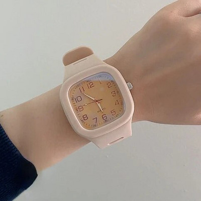 Četvrtasti kvarcni satovi za muškarce i žene Ins Style Jednostavan vodootporan sportski sat Moda za slobodno vrijeme Studentski sat za par Veleprodaja