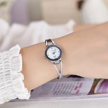 Νέο μοντέρνο γυναικείο βραχιόλι ρολόι Mujer Relojes Small Dial Quartz Leisure Δημοφιλή Γυναικεία κομψά ρολόγια χειρός Hour