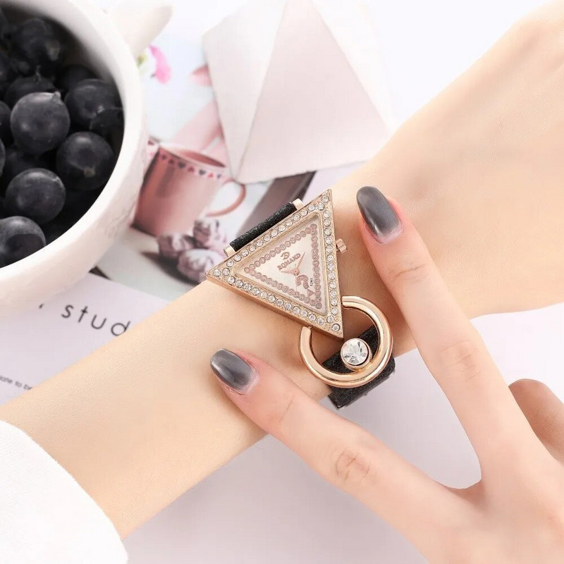 2023 m. moteriški laikrodžiai Kūrybiškas prabangus trikampis Kalnų krištolinis ciferblatas, moteriškas rankinis laikrodis Madingas kvarcinis laikrodis Relojes Mujer