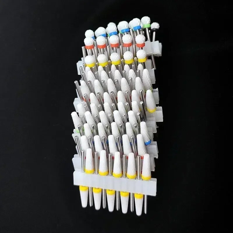 10 keraamilist puurit, freesid, pöörleva küünelaki lihvimismasina tarvikud, ülevoolu eemaldamise tööriista tarvikud