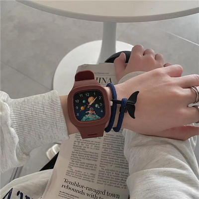 Modes kvadrātveida kvarca astronautu modeļa ciparnīca Ikdienas rokas pulksteņi Gumijas siksniņa Moderns pulkstenis ūdensizturīgs rokas pulkstenis sievietēm