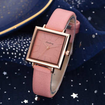Моден дамски ръчен кожен часовник Луксозен кварцов часовник от неръждаема стомана Прост и стилен часовник с квадратна многоцветна каишка Подаръци