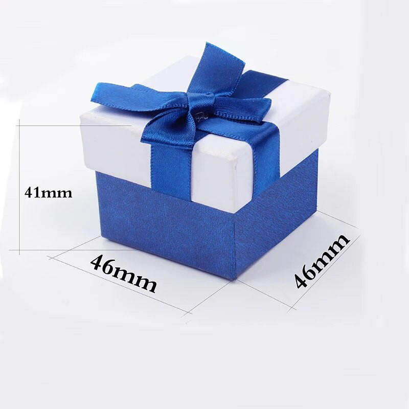 Popierinės dėžutės paketas dovanoms