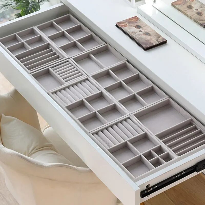 Sametist ehete vitriinide ümbris Virnastatav peen ehete hoidja Kaasaskantav sõrmus Kõrvarõngad Kaelakee Korraldajakarp Kuum müük