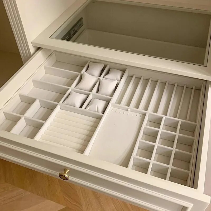 Sametist ehete vitriinide ümbris Virnastatav peen ehete hoidja Kaasaskantav sõrmus Kõrvarõngad Kaelakee Korraldajakarp Kuum müük