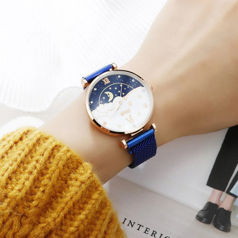 2023. aasta uus mood Päikesekuu Star numbrilauaga naiste käekellad Naiste kellad originaalse disainiga vabaaja kingitused magnetrihmaga käekellad