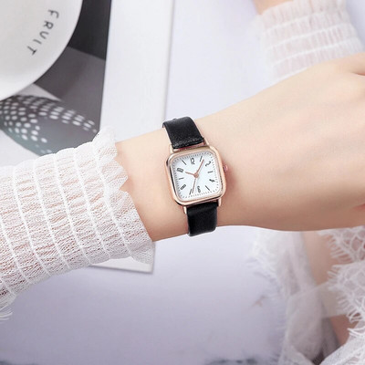 Нова външна търговска мода Нов основател Малък чист и свеж цвят Дамски часовник с колан Сладък часовник за момичета