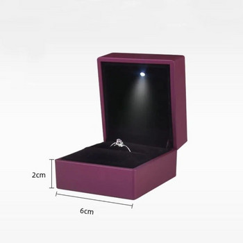 Луксозна кадифена кутия за бижута Калъф за бижута със светлина LED пръстен Кутия за обеци Колие за обеци Съхранение за годежни сватбени подаръци