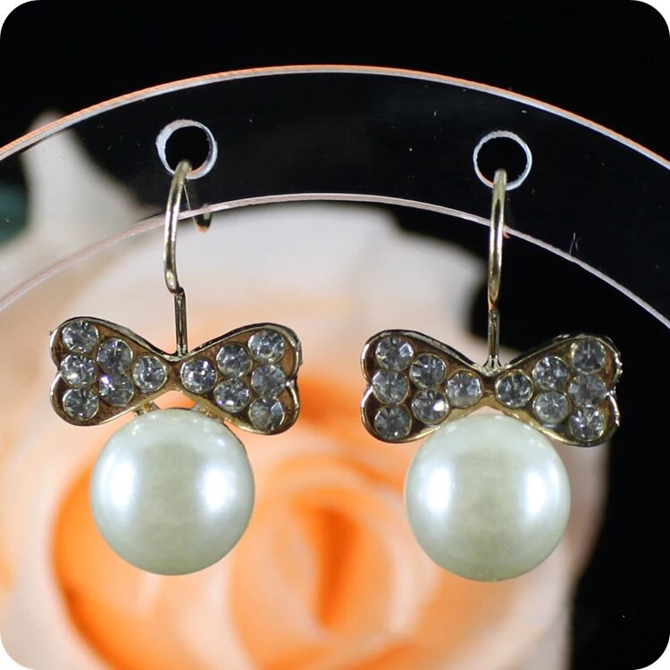 Kõrvarõngahoidja ehete vitriin ehete korraldaja käsi mannekani ukse voorused kõrvarõngad ekraan kõrvarõngahoidja ümbris akrüül