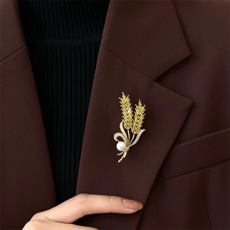 Peen kividest nisumetallist kuldne pross naistele ülikond kampsun Luksuslikud stiilsed reväärinõelad ehted aksessuaarid paarile kingitus