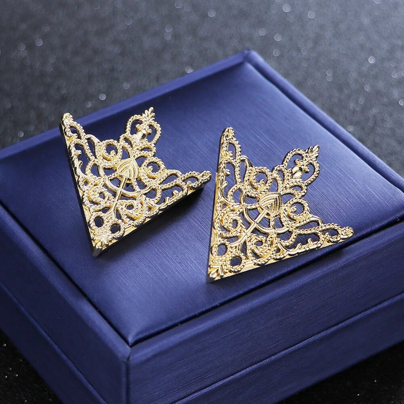 Vintage kolmnurkne särgi kaelarihm kaelarihm krae pross naiste pross õõnsaga metallist pross riided dekoratiivnõel Moeehted