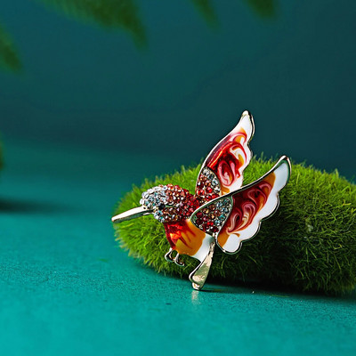 Ljupke ptice Leptir Pčela Broš za žene Biserni dijamant Trendy Životinje Nakit Kaput Haljina Igle za revere Darovi za vjenčanje