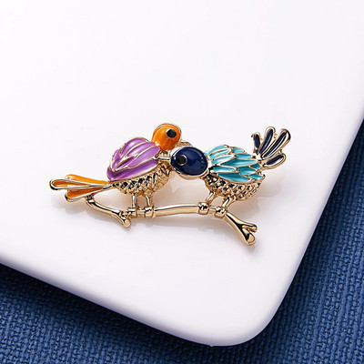 Ljupke ptice Leptir Pčela Broš za žene Biserni dijamant Trendy Životinje Nakit Kaput Haljina Igle za revere Darovi za vjenčanje