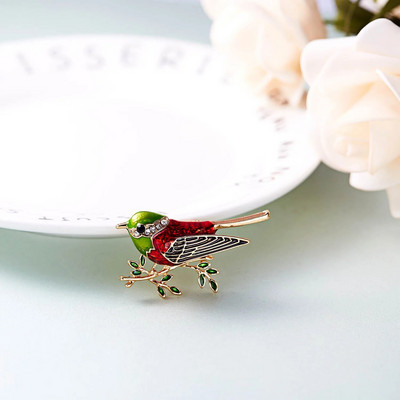 Ljupke ptice Leptir Pčela Broš za žene Biserni dijamant Trendy Životinje Nakit Kaput Haljina Igle za revere Darovi za vjenčanje