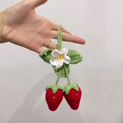 Супер сладък ягодов плодов декор за кола, плетена на една кука червена ягодова кола, висяща тийнейджърска интериорна декорация на огледало за обратно виждане