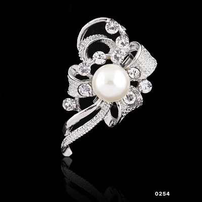 Modes līgavas pušķis, ziedu raksts, piespraude