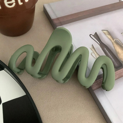 AOMU Sweet Scrub värviline akrüülhaardeklamber Lihtne ovaalne õõnes leopardhaaret juuksekrabi naistele meigivanni juukseaksessuaarid