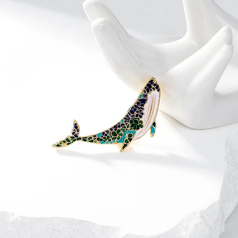 Naujos 1 vnt emalio banginio sagės moterims ir vyrams Madingos jūros gyvūnų žuvies pakabuko segtukas Vivid sagės dovana aukštos kokybės