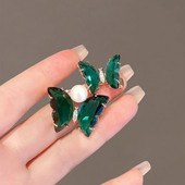 1 tk Mood, roheline kristall, topeltliblikas pross naiste ülikonnanõelaga ehe valge pärliga aksessuaaridega kingitus