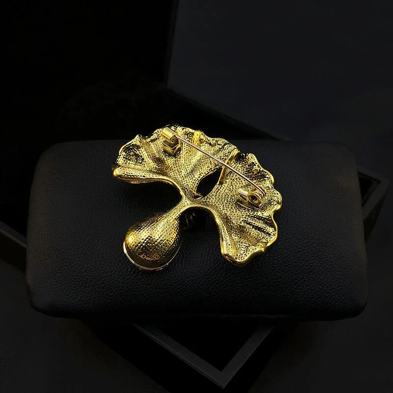 1 tk Mood Vintage kristallprossid naistele Rõivad Mantel Ehted Peotarvikud Kingitused