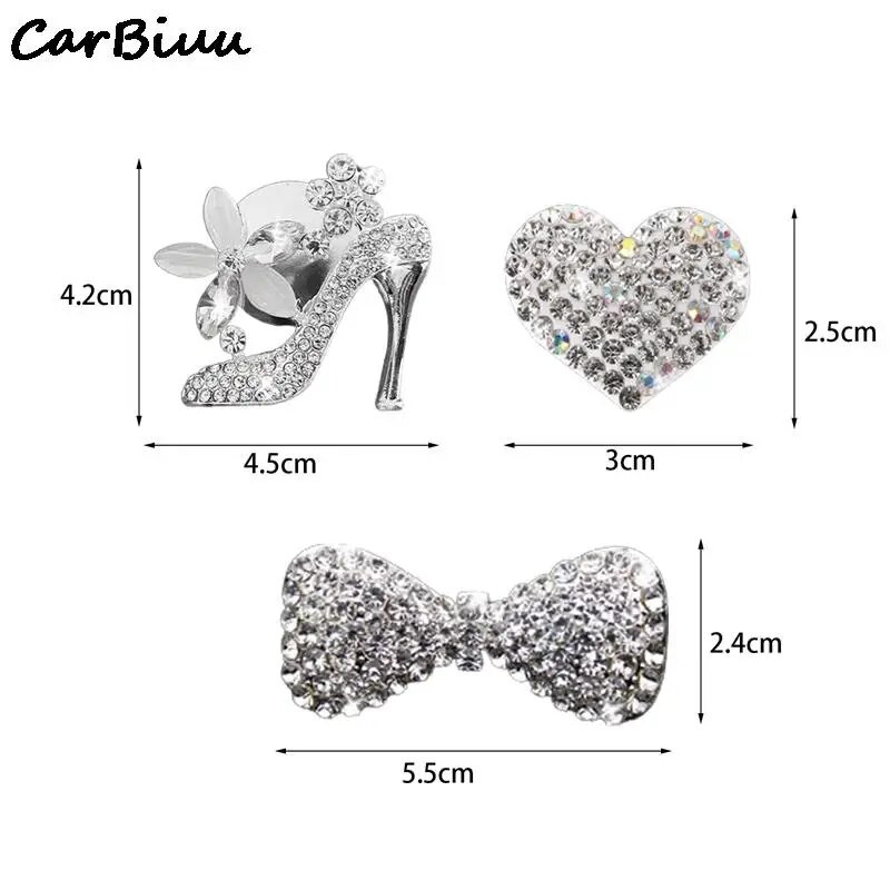 Bling Crystal automašīnas gaisa ventilācijas sprādzes piekariņš Crystal apavu soma Sirds bantītes formas dekors Rhinestone automašīnas interjera dekorācijas šarms sievietēm
