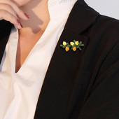 1 tk Vintage Naiste Roheline Värv Email Marja Prossid Taimne Sari Märgid Nööpnõelad Naiste riided Kampsun Korsage Pandla Ehted Kingitus